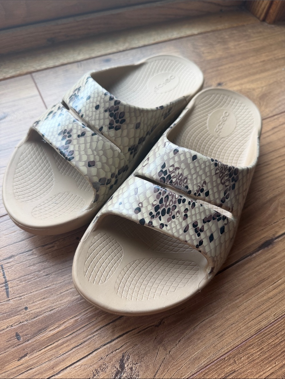 OOFOS Beige Snake-Print Slide Sandals